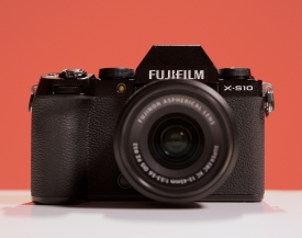 후지필름(FUJIFILM) X-S10 출시, 작고 가벼운 크롭센서 미러리스 카메라